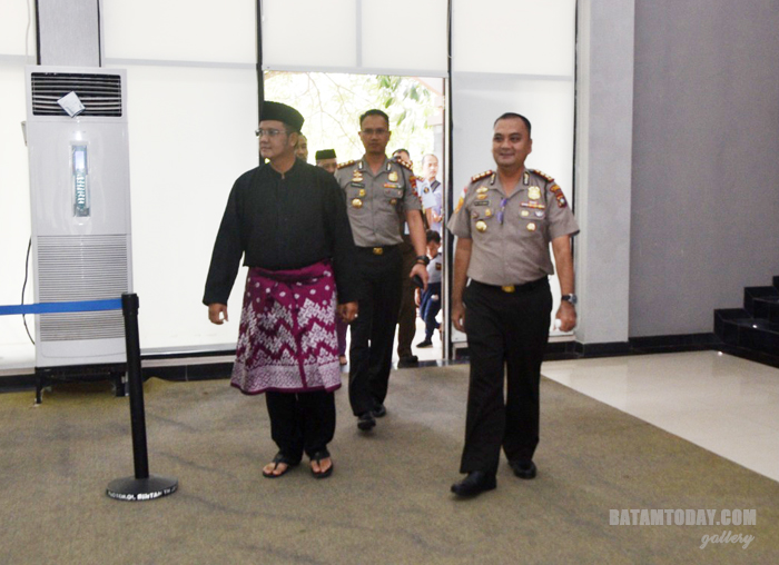 Bupati Bintan Apri Sujadi, AKBP Boy Herlambang, dan AKBP Bambang Sugihartono